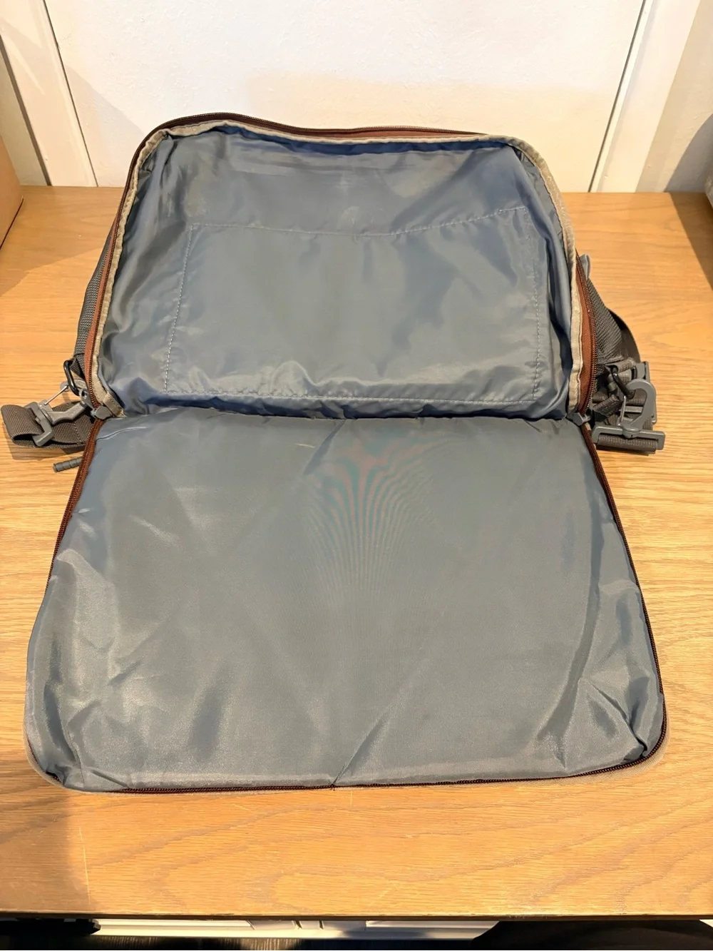 Timbuk2 Command Messenger Bag Carbon & Molasses - size Medium